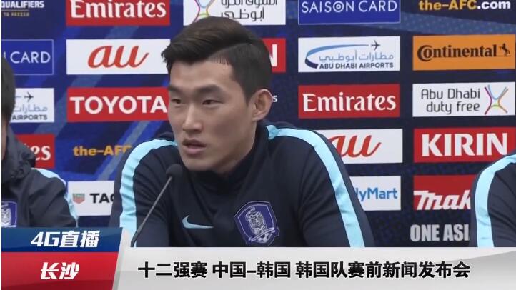 和男朋友裸睡他一直吃我奶