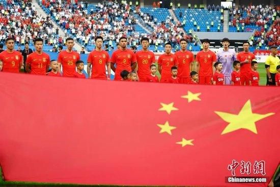 丰满继母